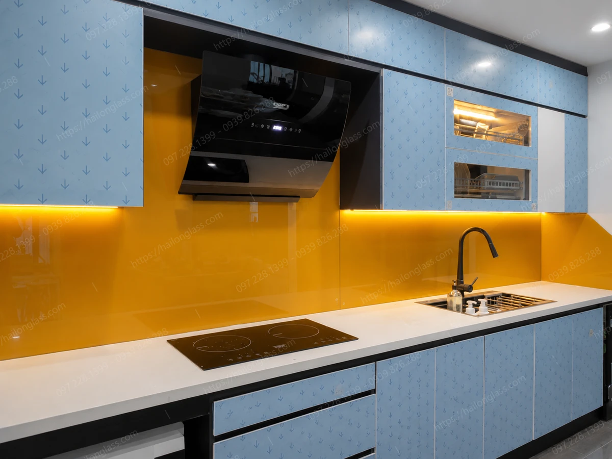 Thi công kính ốp bếp cường lực cao cấp tại Ba Đình
