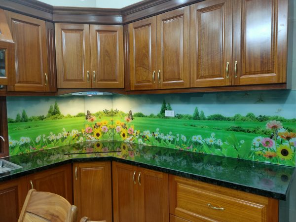 Mẫu kính ốp bếp 3D đẹp 2026