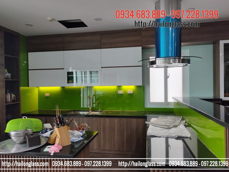 Kính Ốp Bếp Sơn Màu Xanh Non
