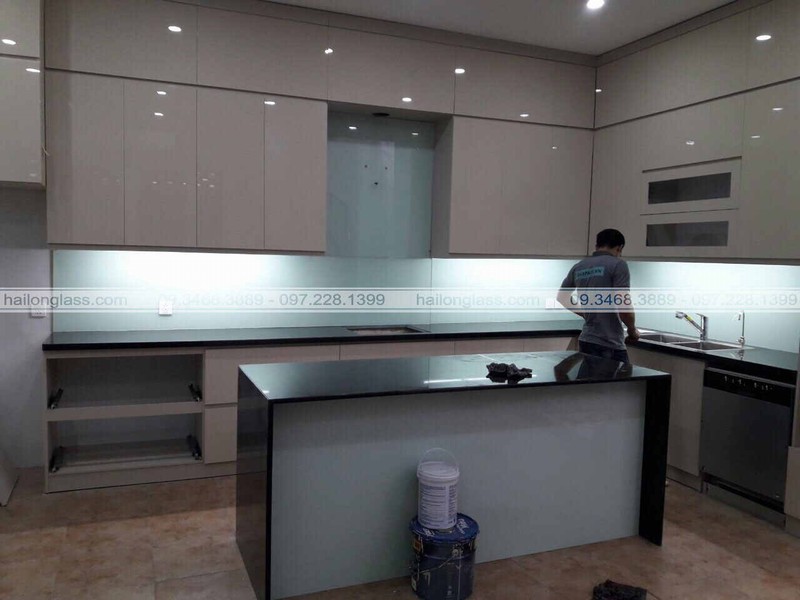 Lý do nên chọn ốp tường bếp là gì?